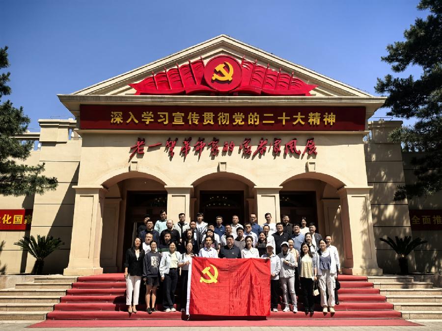 参观照片1