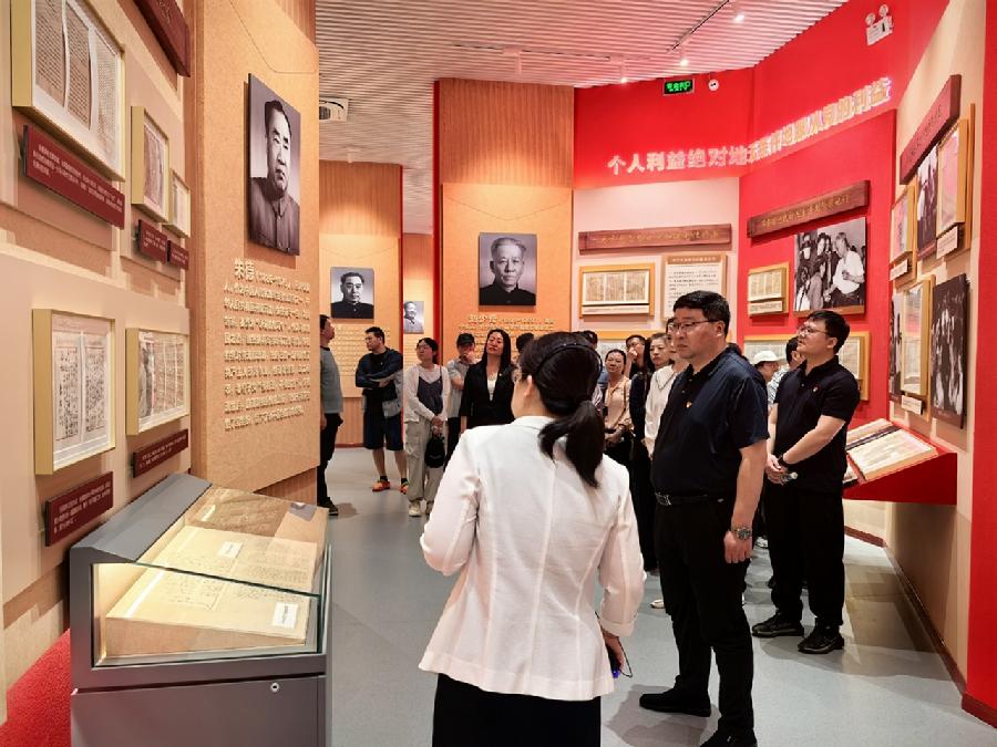 参观照片3