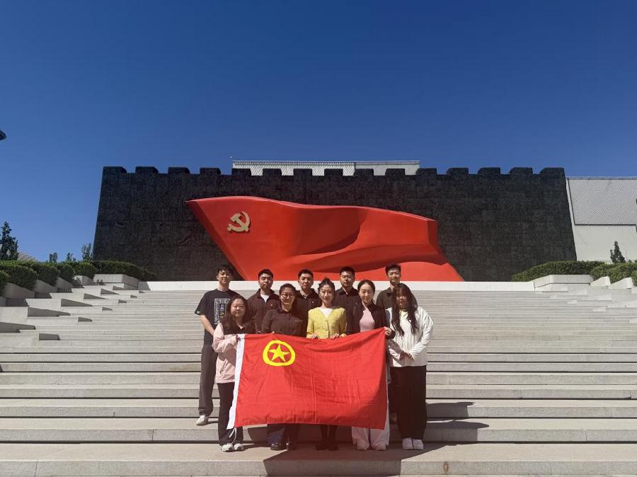 北科控股同院属五家团支部联合开展  “青春寻根党史馆 联学共筑强国梦”  主题团日活动