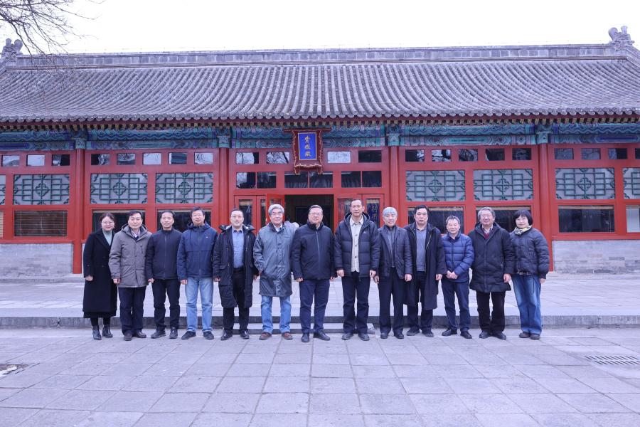 图3：合影留念